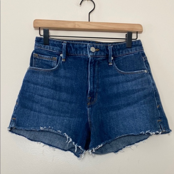 Good American Good Cutoff Denim Shorts Frayed Hem Blue 464 Size 4/27 - Picture 9 of 9